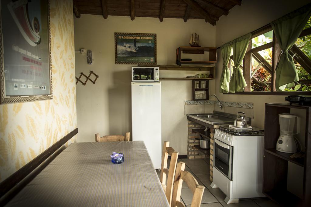 Pousada Vale Verde Bungalows - Praia Do Rosa - Sc Δωμάτιο φωτογραφία