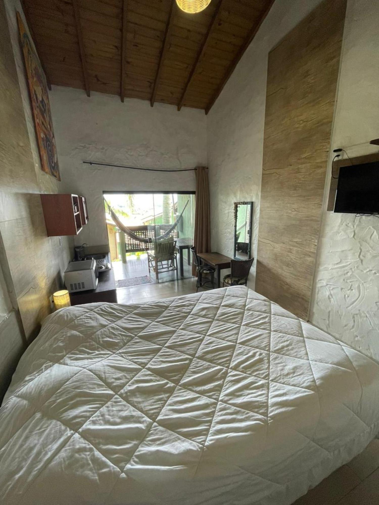 Pousada Vale Verde Bungalows - Praia Do Rosa - Sc Εξωτερικό φωτογραφία